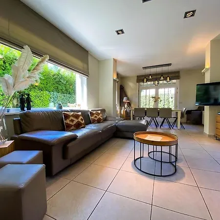 Сasa de vacaciones Trianon -summer Beachhouse De Panne