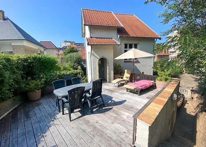 Дом отдыха Trianon -summer Beachhouse